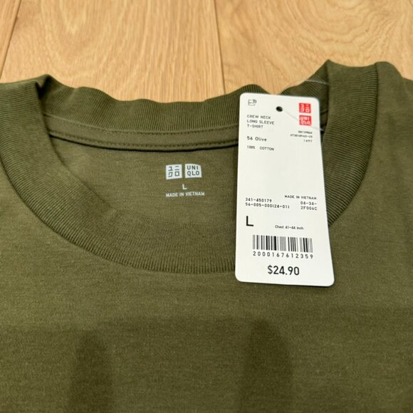 *SOLD* Uniqlo Olive 56 Long Sleeve Crew Neck T-Shirt 100% Cotton LARGE - Picture 3 of 4